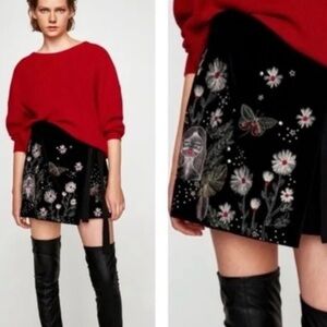 Zara Black velvet black skort with Floral Embroidery 0207 B-1
